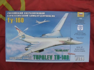 Zvezda 7002  TUPOLEV TU-160 \